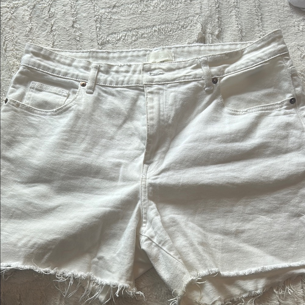 H&M White Jean Shorts Distressed Cut-Off Style